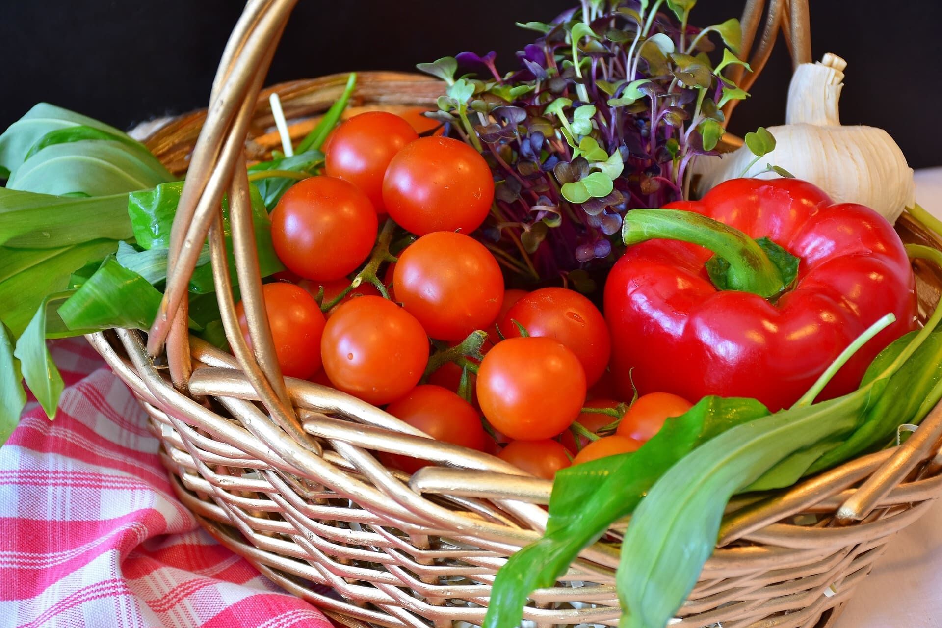 vegetables-2179845_1920